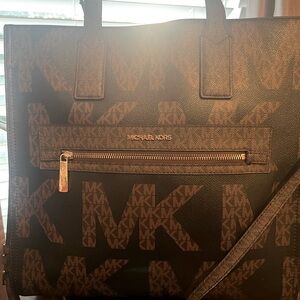 Michael Kors - purse